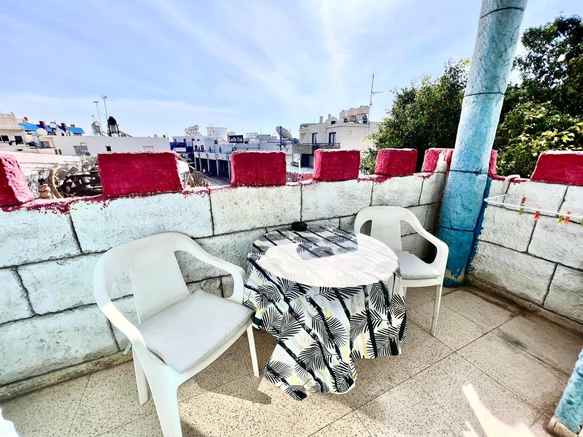 Ferienwohnung Apt On The Street Of Bars&Nightclubs In Ayia Napa 11 Exterior foto