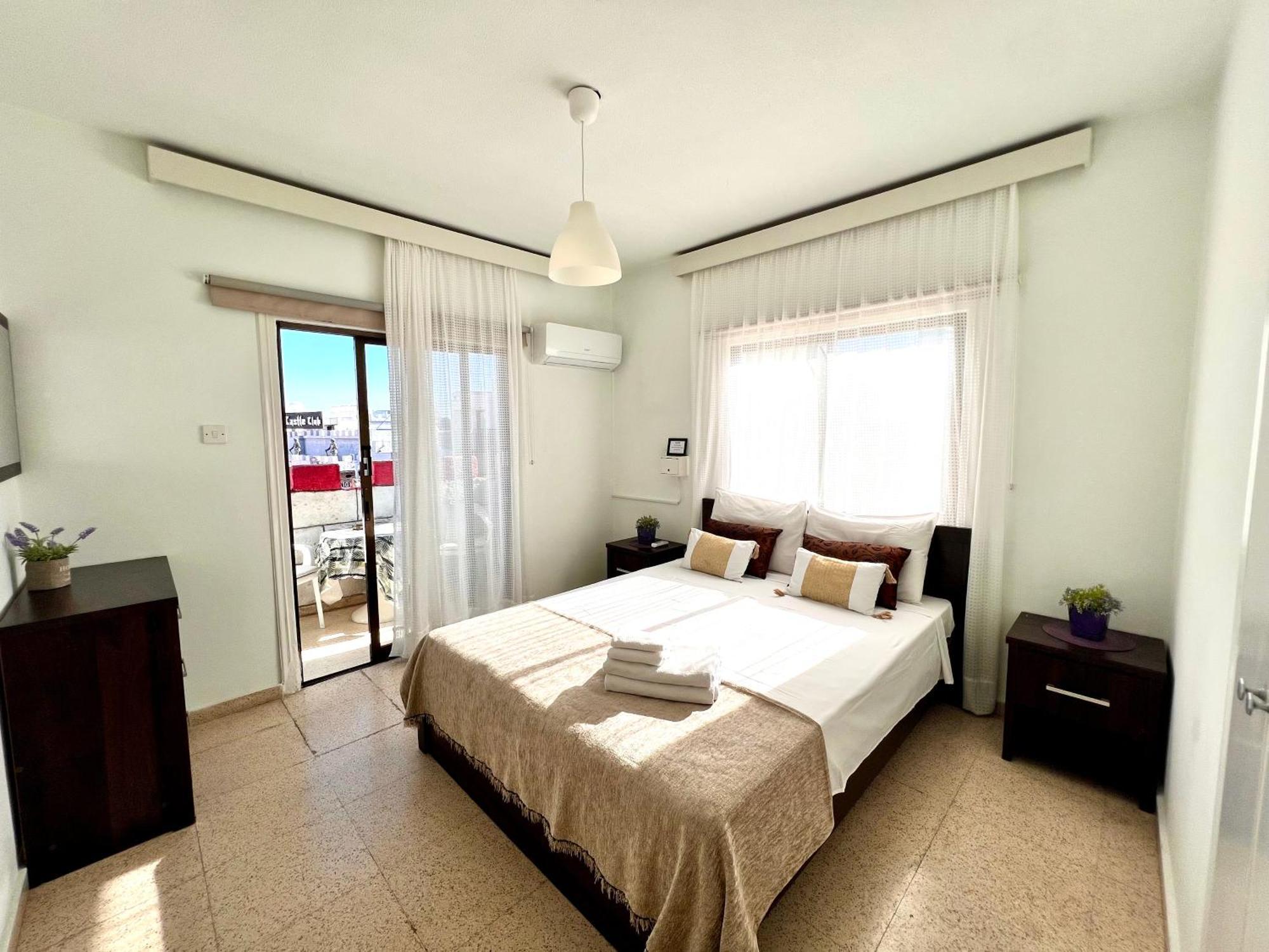 Ferienwohnung Apt On The Street Of Bars&Nightclubs In Ayia Napa 11 Exterior foto
